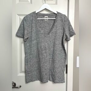 PINK Victoria's Secret V-Neck Tee